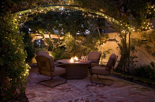 Three Reasons to Add Fire to Your Outdoor Design - LiveAbode